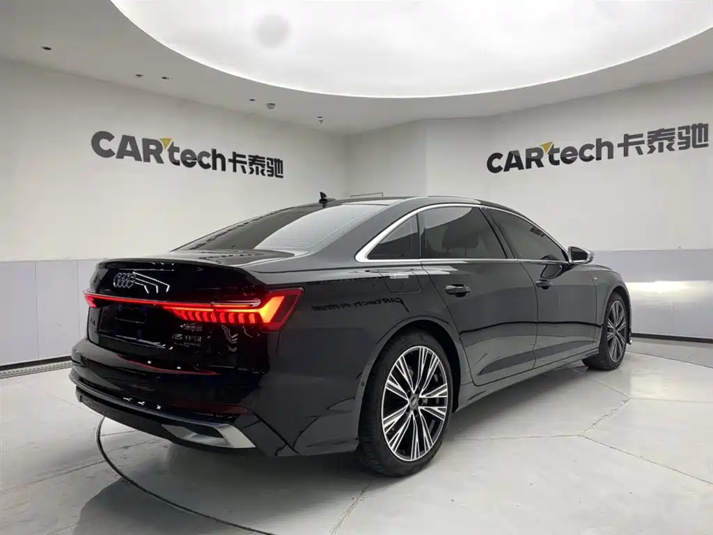 Audi A6L 2025 — фото 5