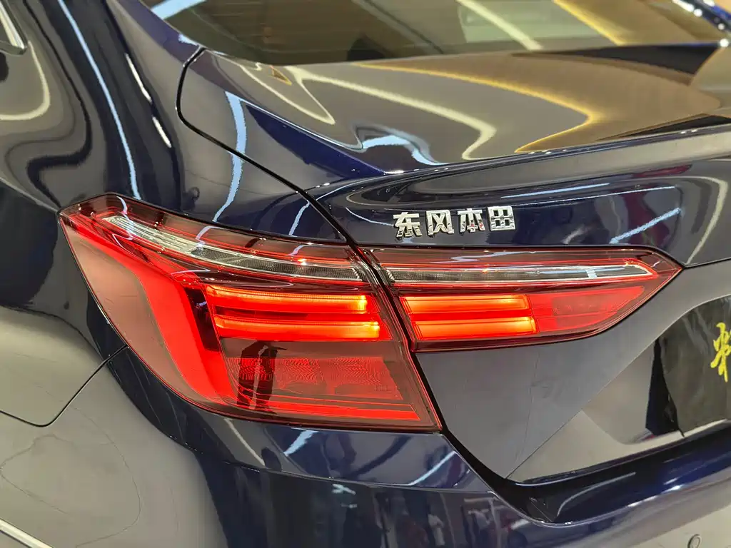 Honda Inspire 2021 — фото 17