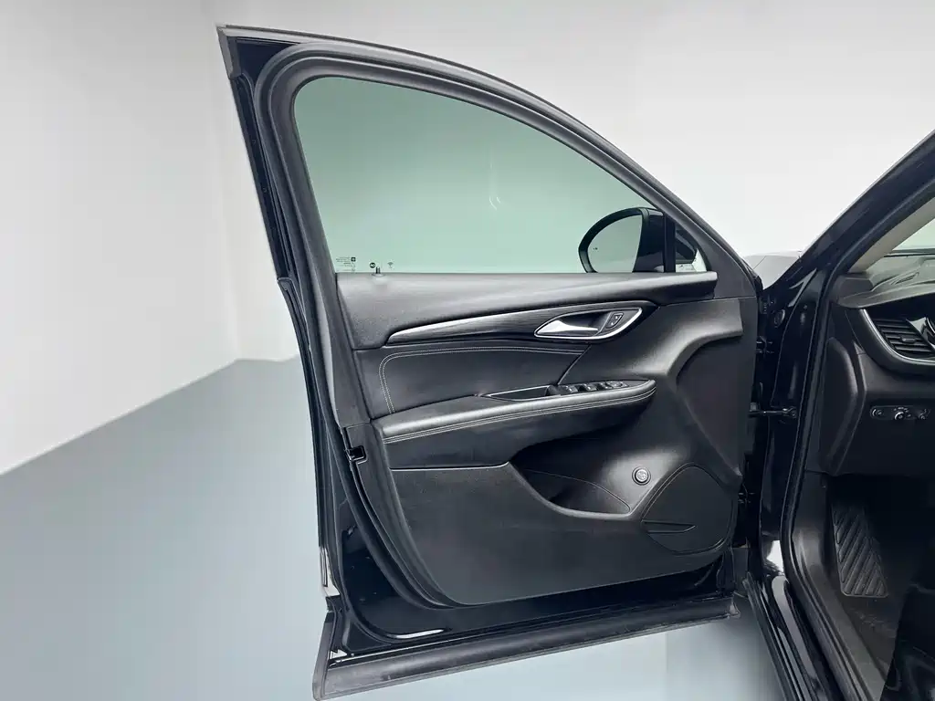 Buick Envision Plus 2021 — фото 18