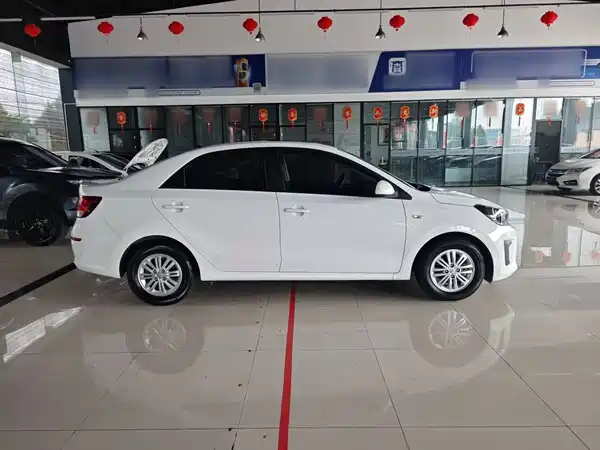 Kia Pegas 2020