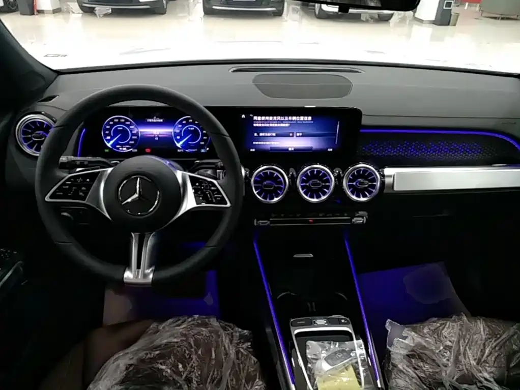 Mercedes-Benz EQB 2026 — фото 10