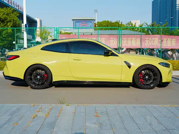 BMW M4 2024