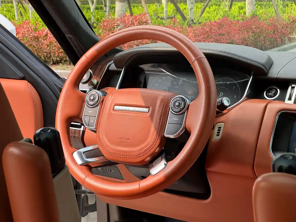Land Rover Range Rover 2017 — фото 14