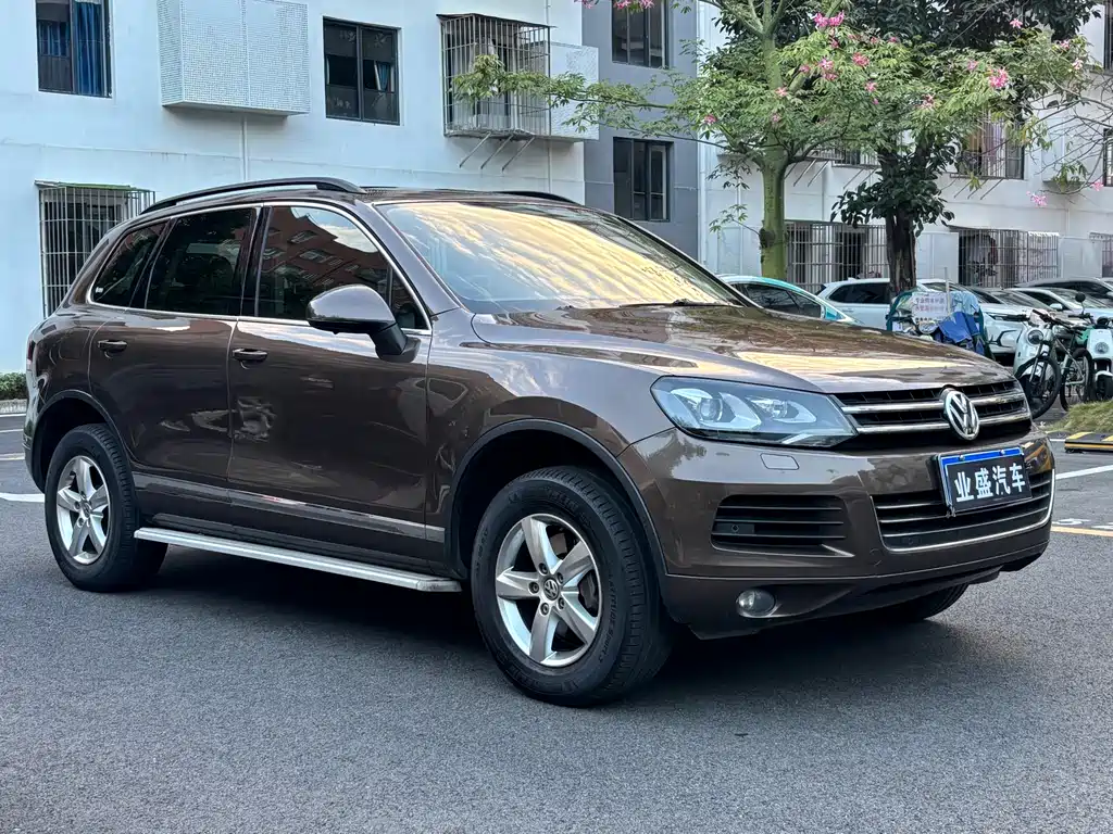 Volkswagen Touareg 2014 — фото 3