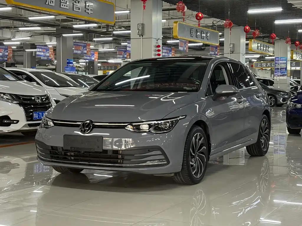 Volkswagen Golf 2023