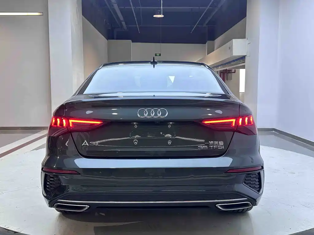 Audi A3 2023 — фото 5