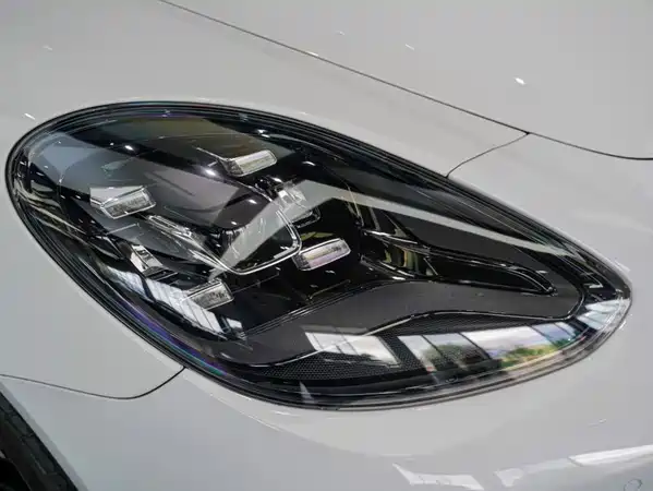 Porsche Panamera 2022