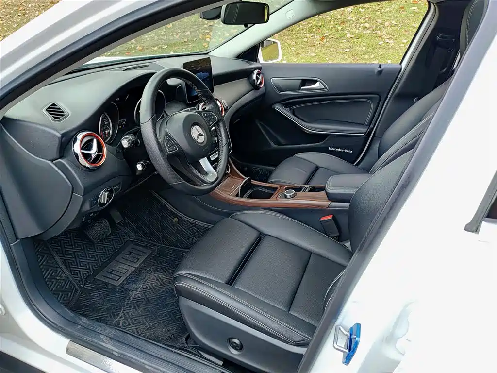 Mercedes-Benz GLA 2018