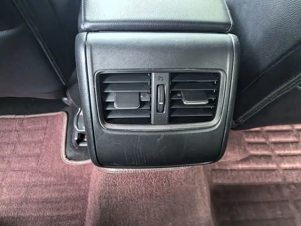 Honda Accord 2019 — фото 12
