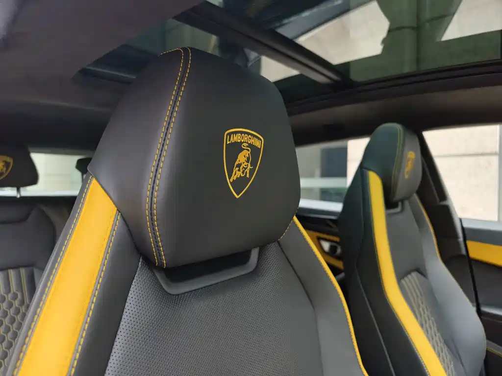 Lamborghini Urus SE 2026 — фото 5