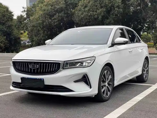 Geely Emgrand 2023