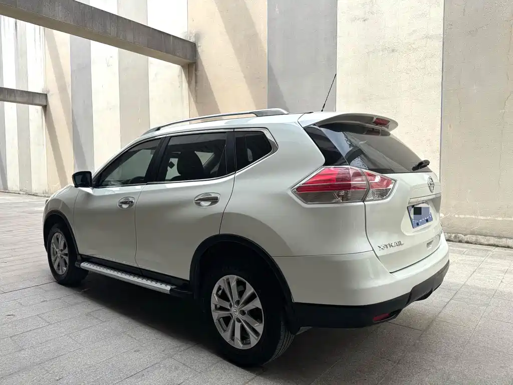Nissan X-Trail 2016 — фото 10