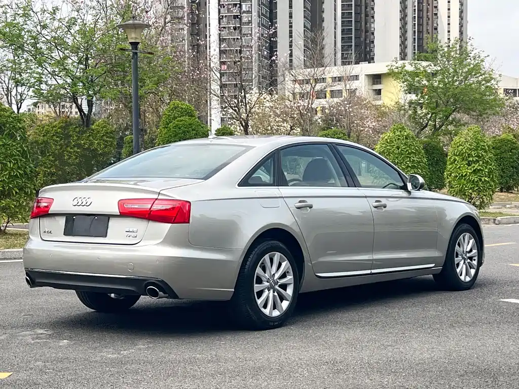 Audi A6L 2016 — фото 12
