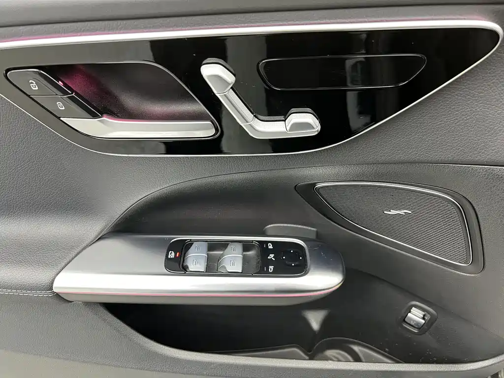 Mercedes-Benz C-Class 2022