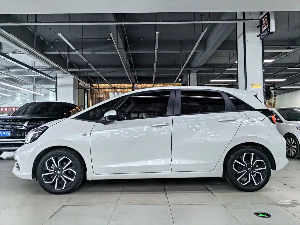Honda LIFE 2023