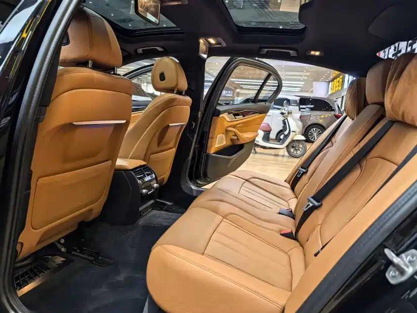 BMW 5 Series 2020