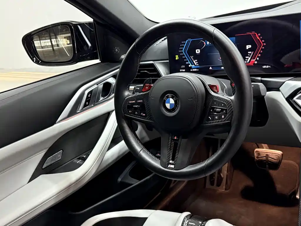 BMW M4 2023 — фото 16