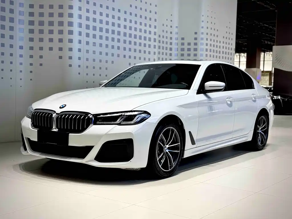 BMW 5 Series 2023