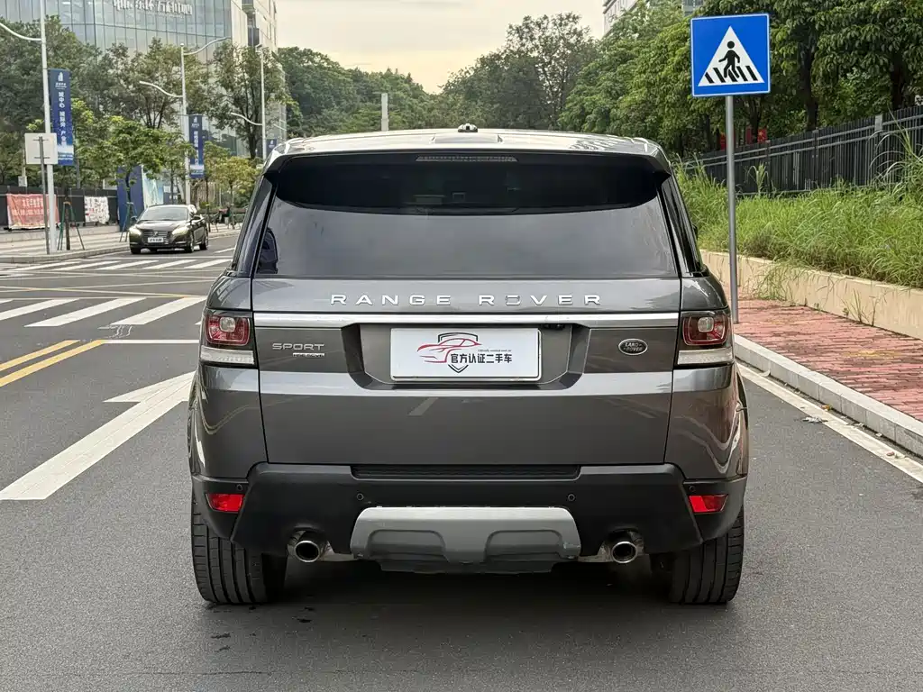 Land Rover Range Rover Sport 2016 — фото 18