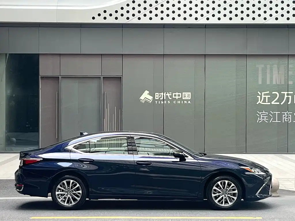 Lexus ES 2024 — фото 10