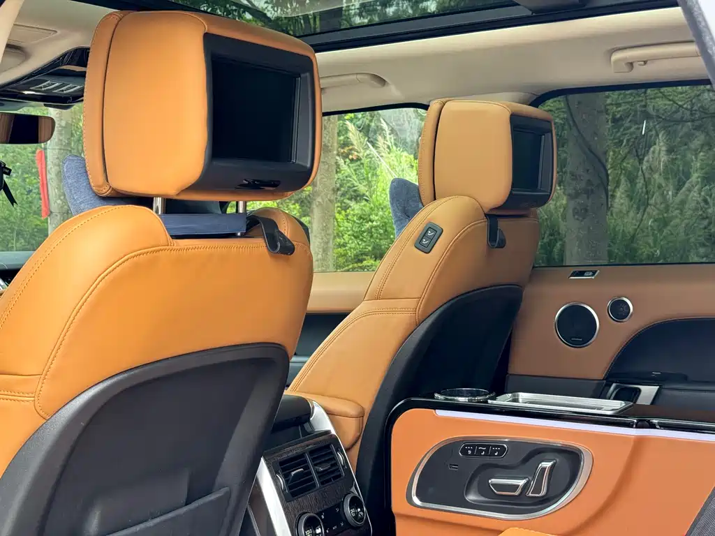 Land Rover Sport 2022 — фото 11