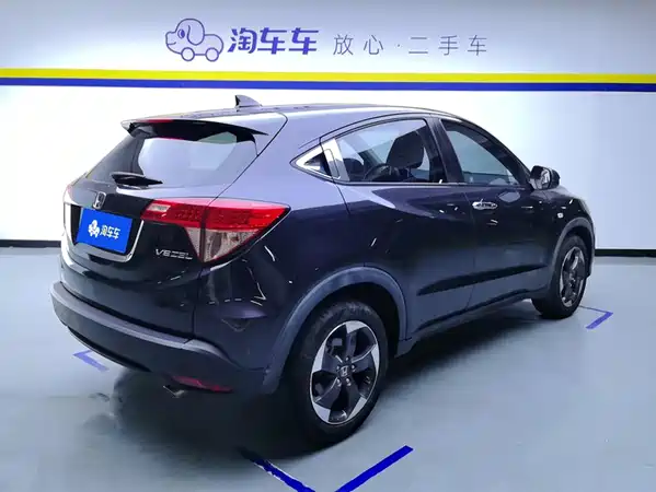 Honda Vezel 2016
