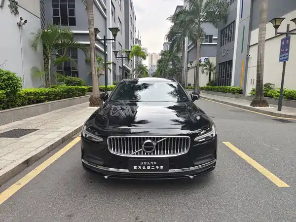 Volvo S90 2024
