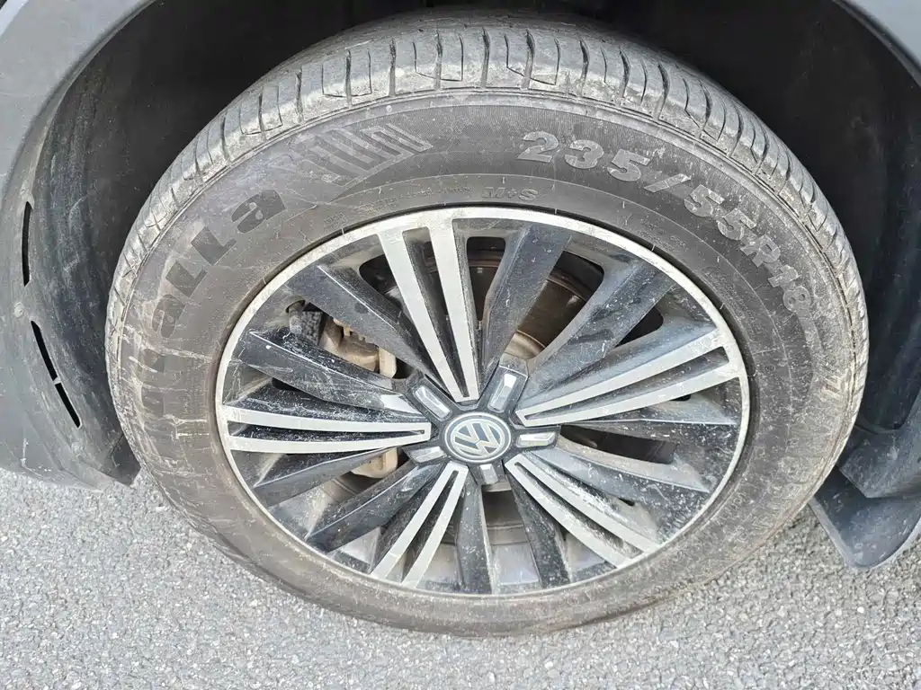 Volkswagen Tiguan L 2018 — фото 16