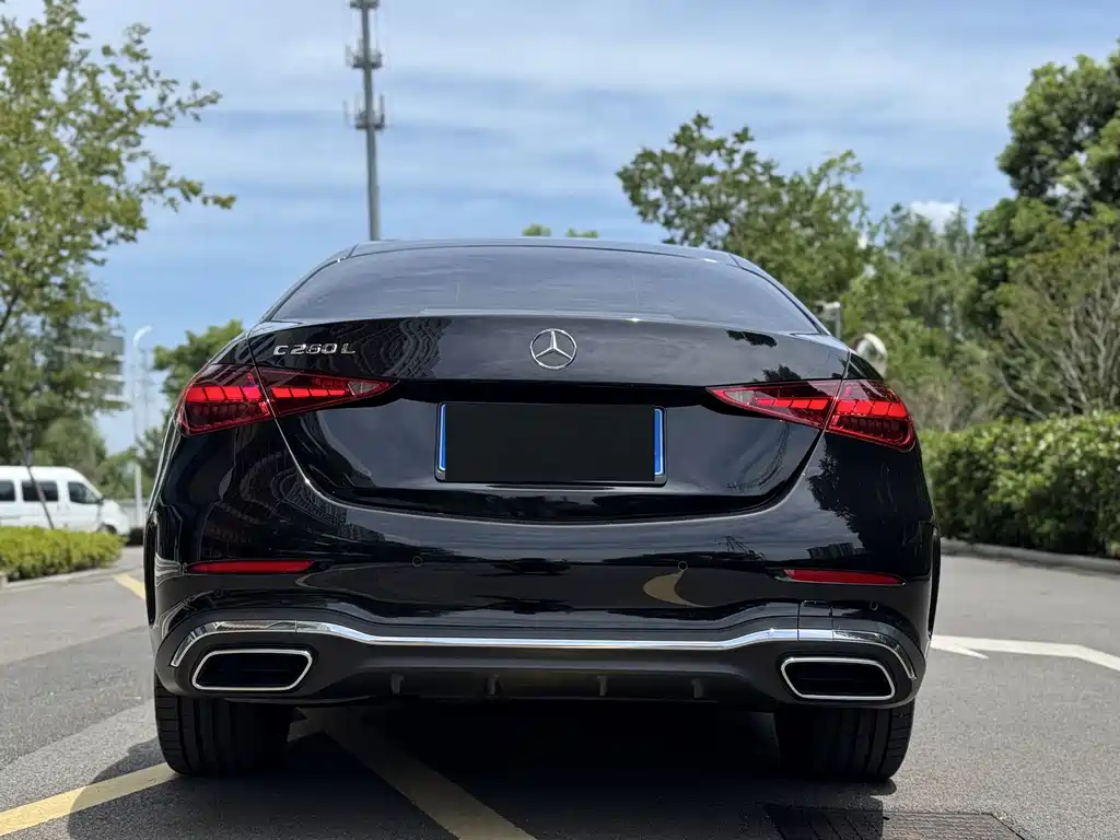 Mercedes-Benz C-Class 2025 — фото 12