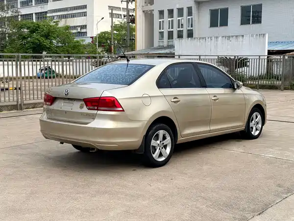 Volkswagen Santana 2015