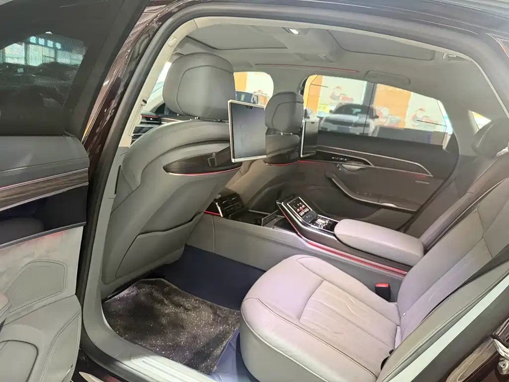 Audi A8 2020