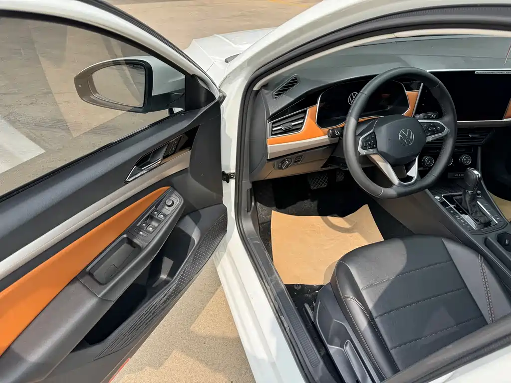 Volkswagen Bora 2024