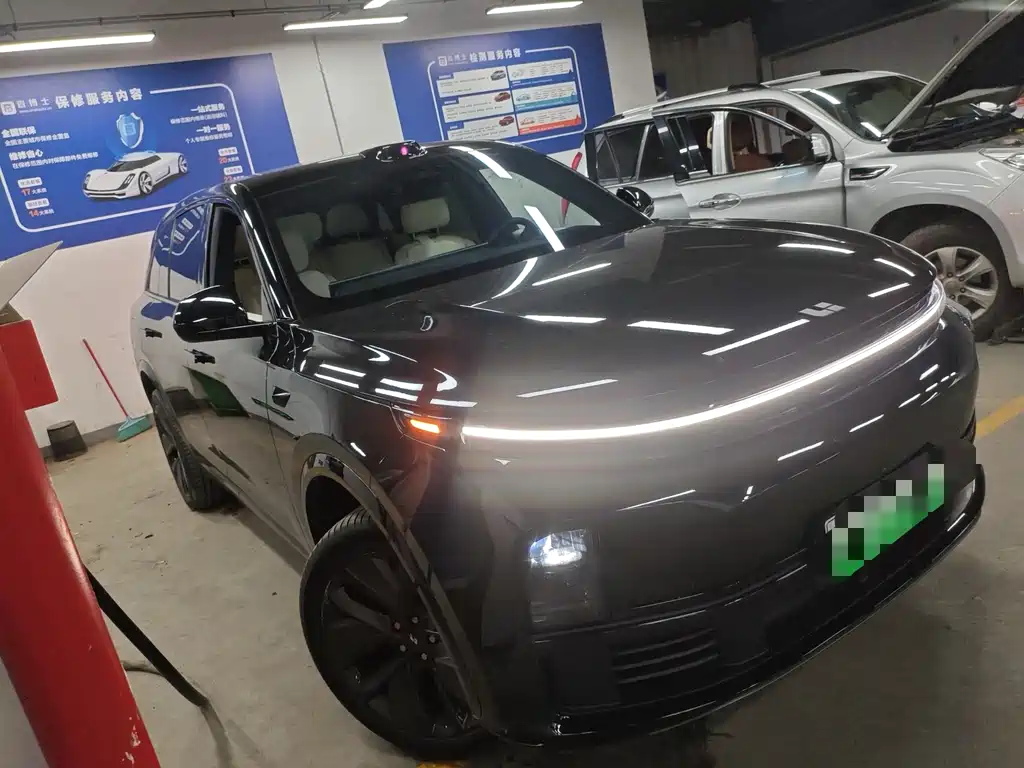 Li Auto Li L7 2023
