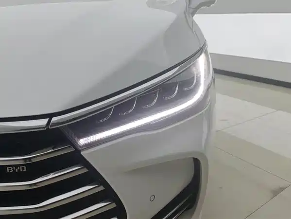 BYD Song MAX 2017