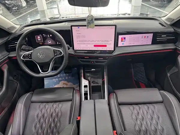 Volkswagen Magotan 2024