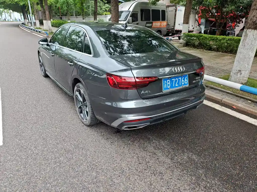 Audi A4L 2022