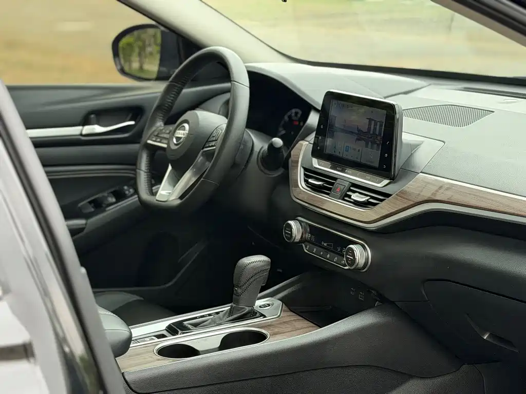 Nissan Teana 2022 — фото 12