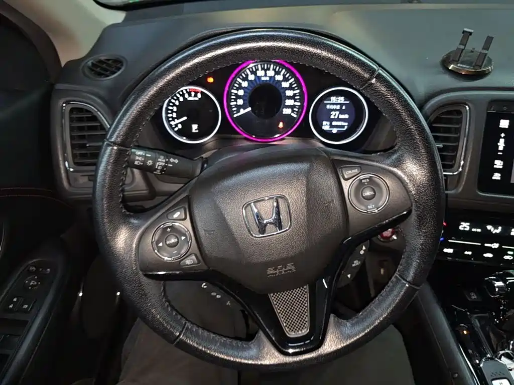 Honda Vezel 2017 — фото 11
