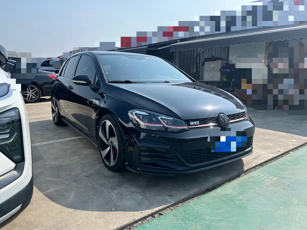 Volkswagen Golf GTI 2019 — фото 3