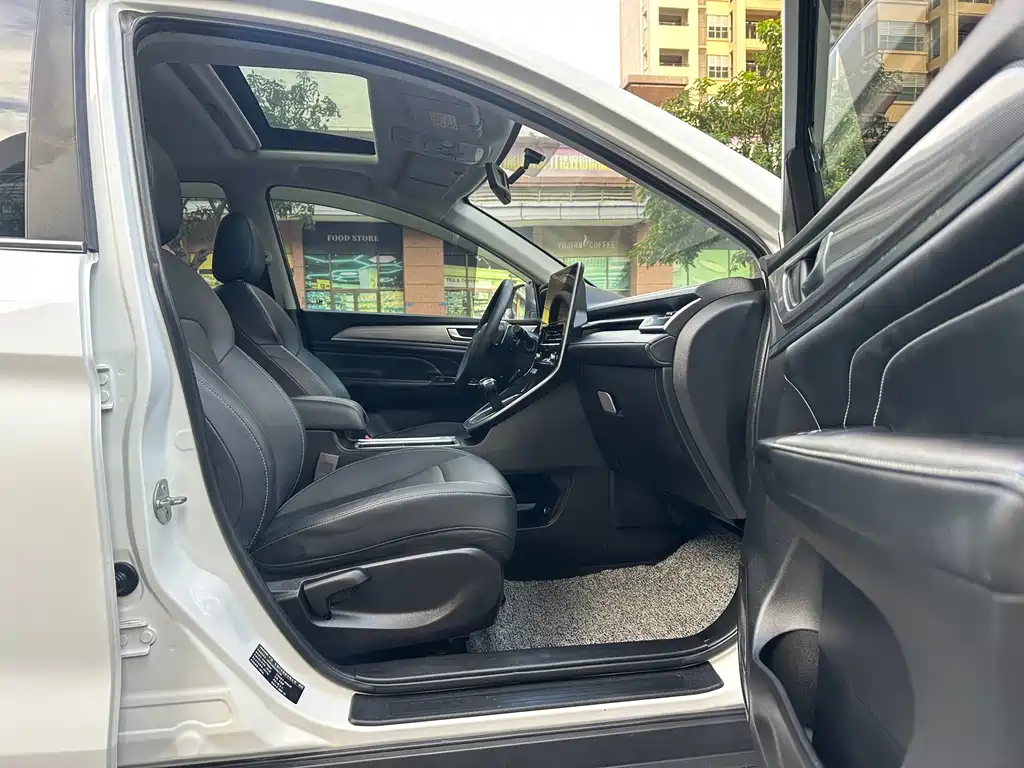 Haval M6 2021 — фото 10