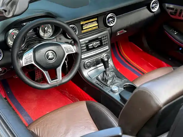 Mercedes-Benz SLK-Class 2012