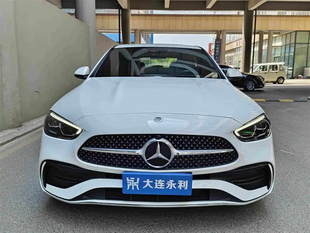 Mercedes-Benz C-Class 2023 — фото 2