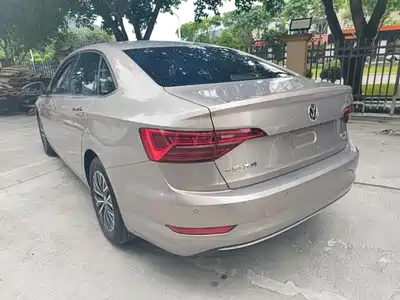 Volkswagen Sagitar 2020