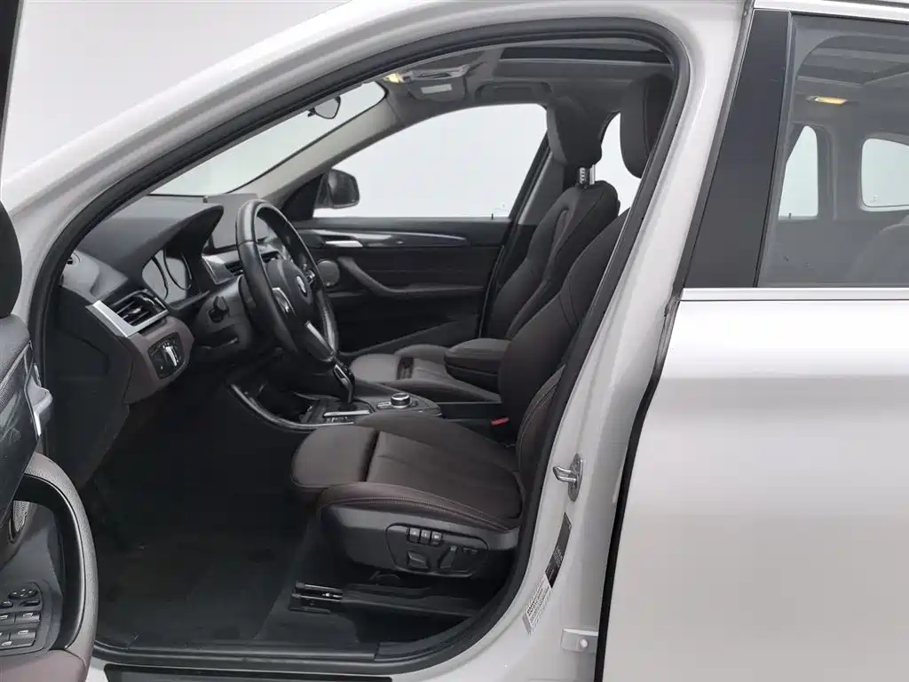 BMW X1 2021 — фото 10