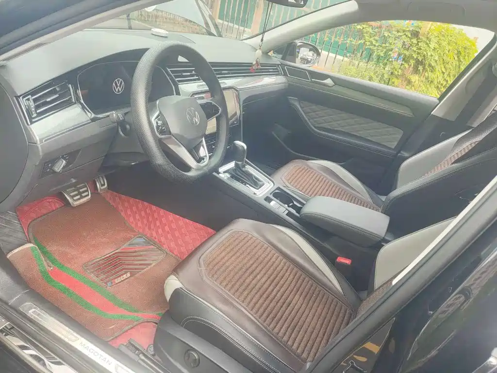 Volkswagen Magotan 2024
