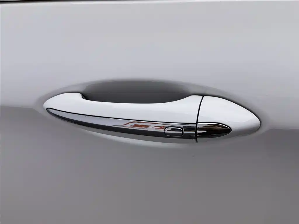 Buick Envision Plus 2017 — фото 18
