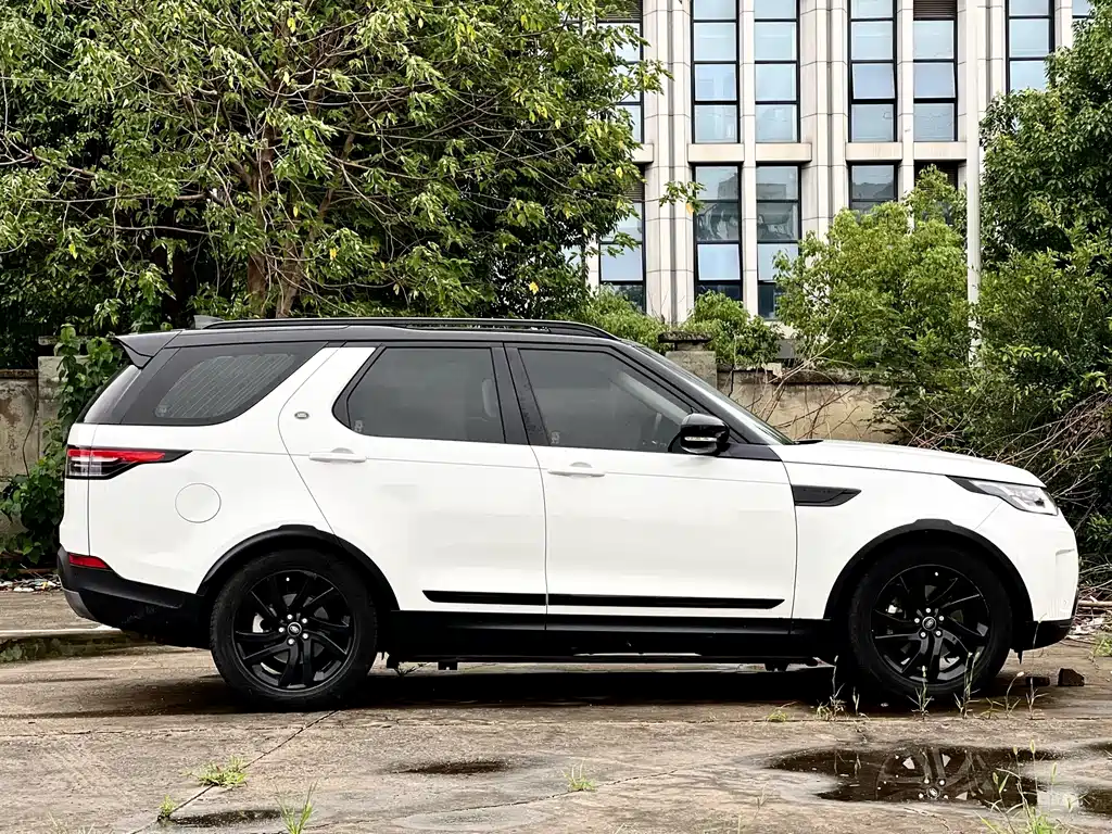 Land Rover Discovery 2019