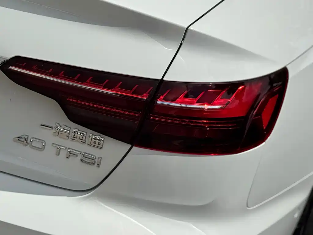 Audi A4L 2020 — фото 15