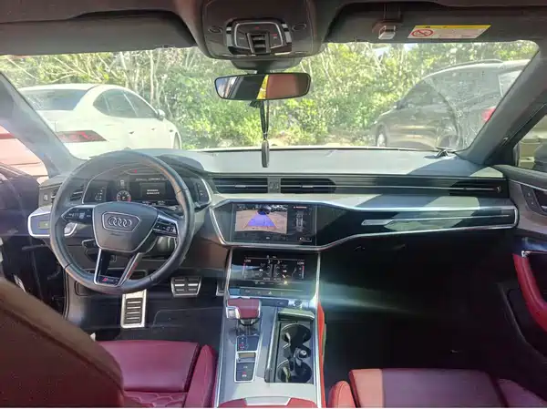 Audi A6L 2021
