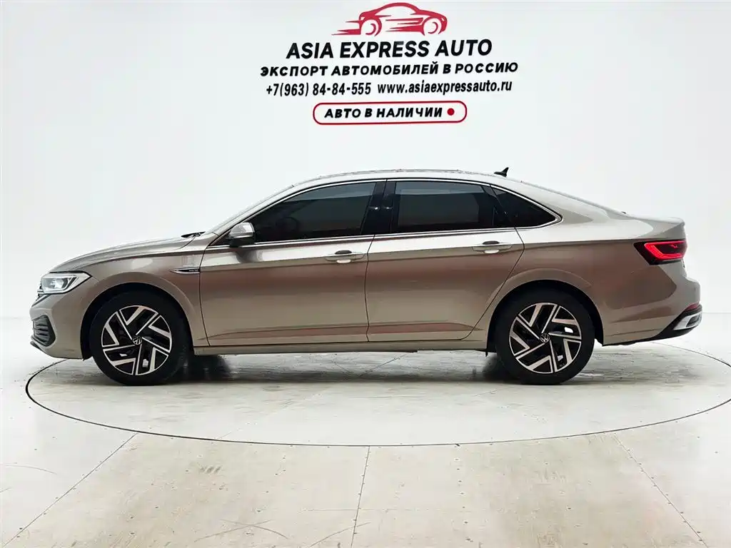 Volkswagen Sagitar 2022